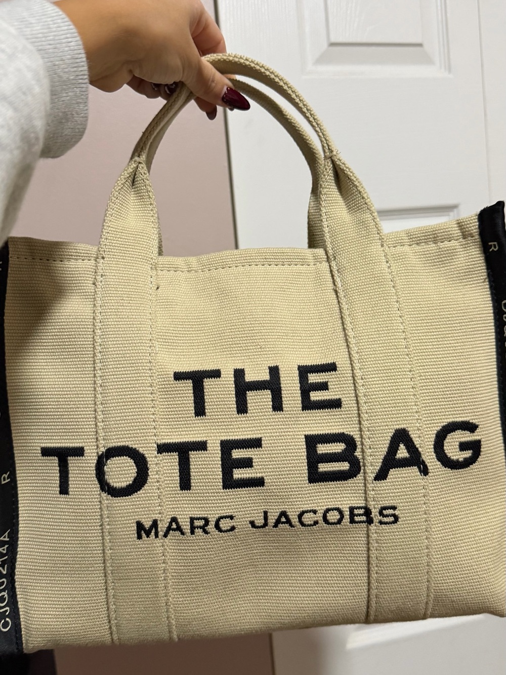 Marc Jacobs The Tote Bag in Warm Sand